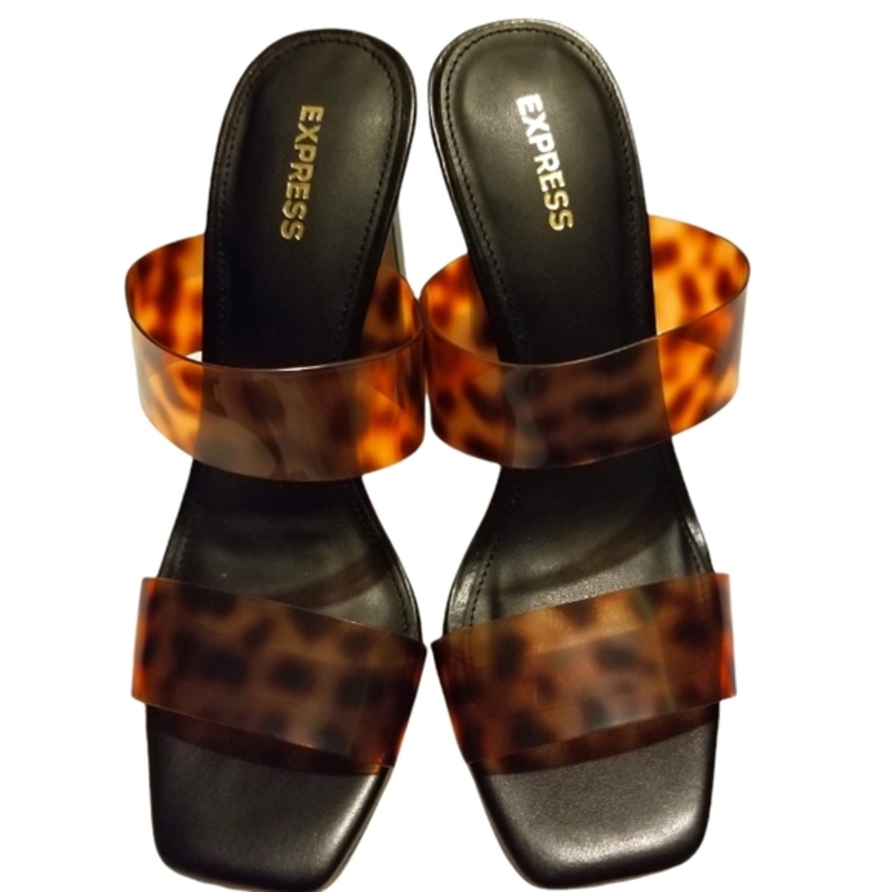 EXPRESS nwt Vinyl Square Toe High Heels sz 7